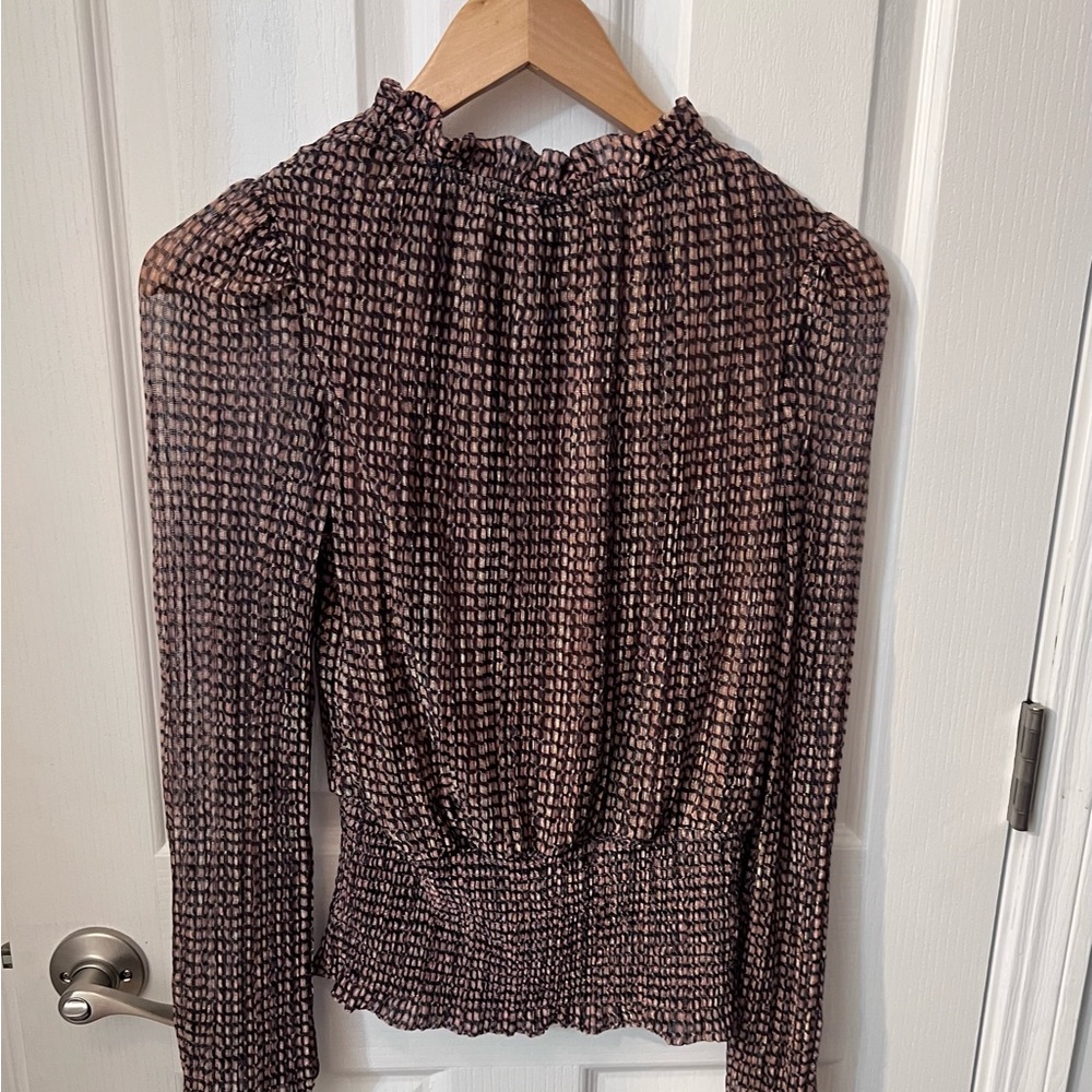 Joie Blouse!! So cute and flattering! Excellent Used Condition!
